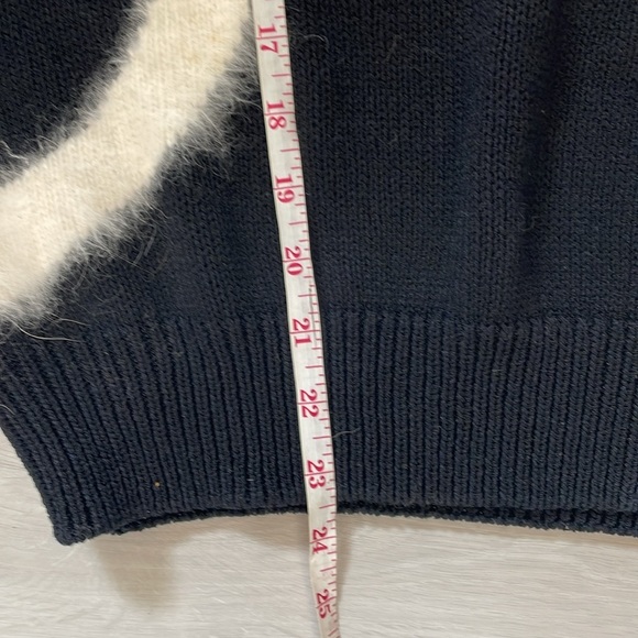 Vintage Lara Ferrante Sweater - Picture 12 of 12